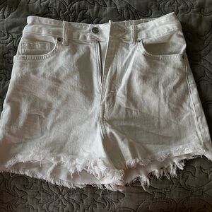H&M High Waisted White Jean Shorts Size 4